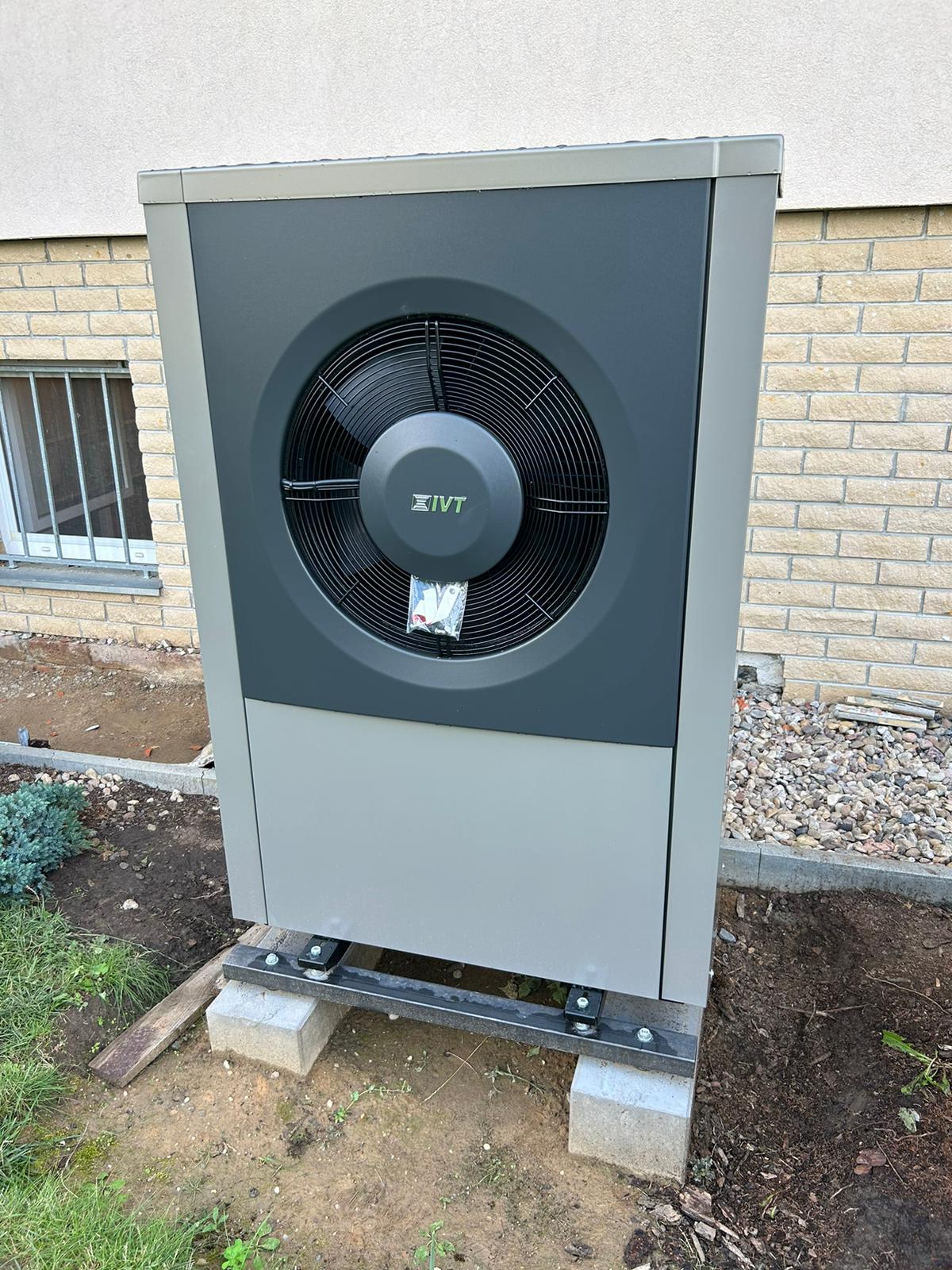 Instalace tepelného čerpadla IVT Air X Venkovn Jednotka